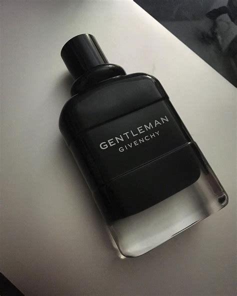 givenchy bluberry|Givenchy gentlemen notes.